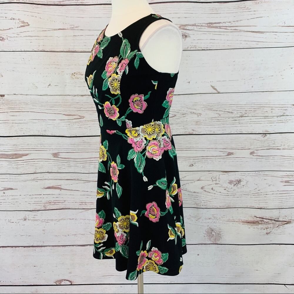 Soprano black floral sundress fit and flare new - Picture 3 of 7